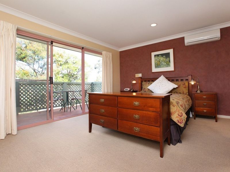 7 Decker Place, Fadden ACT 2904