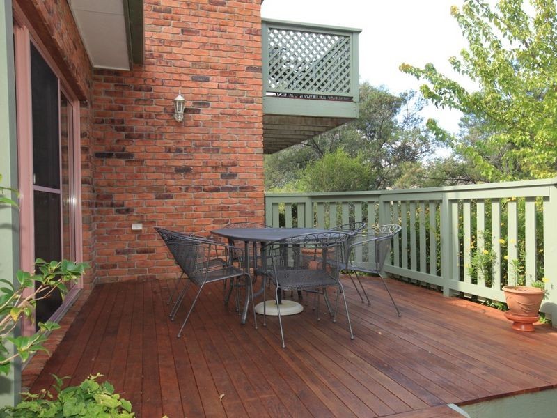 7 Decker Place, Fadden ACT 2904