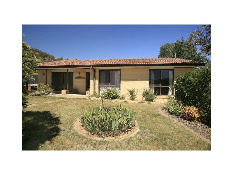 33 Brigden Crescent, Theodore ACT 2905