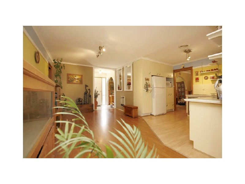 33 Brigden Crescent, Theodore ACT 2905