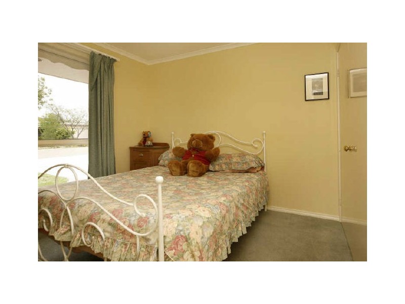 5 Birchall Street, Gordon ACT 2906