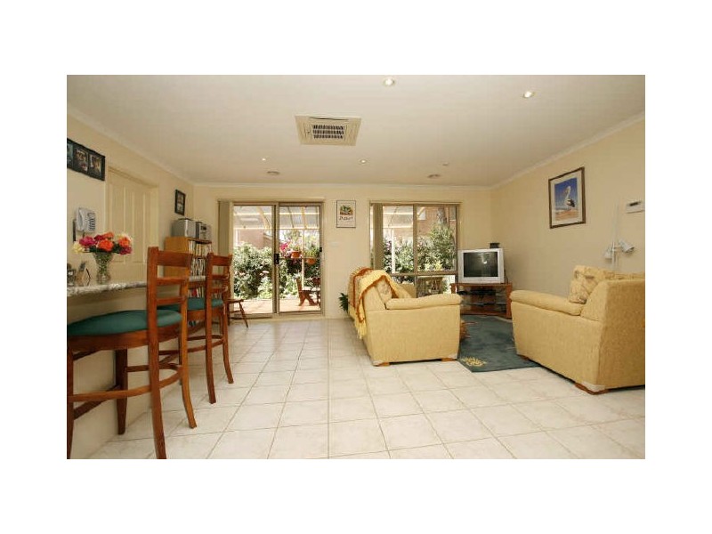 27/92 Casey Crescent, Calwell ACT 2905