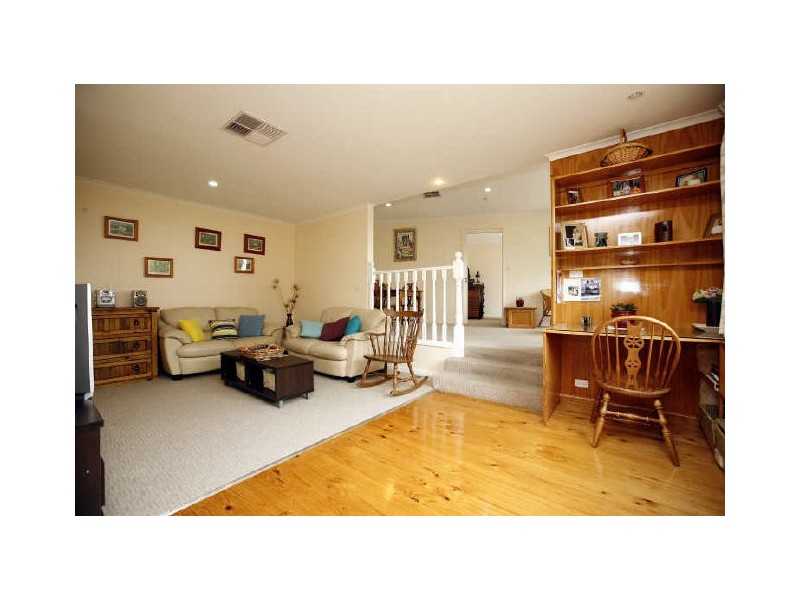 31 Embley Street, Holder ACT 2611