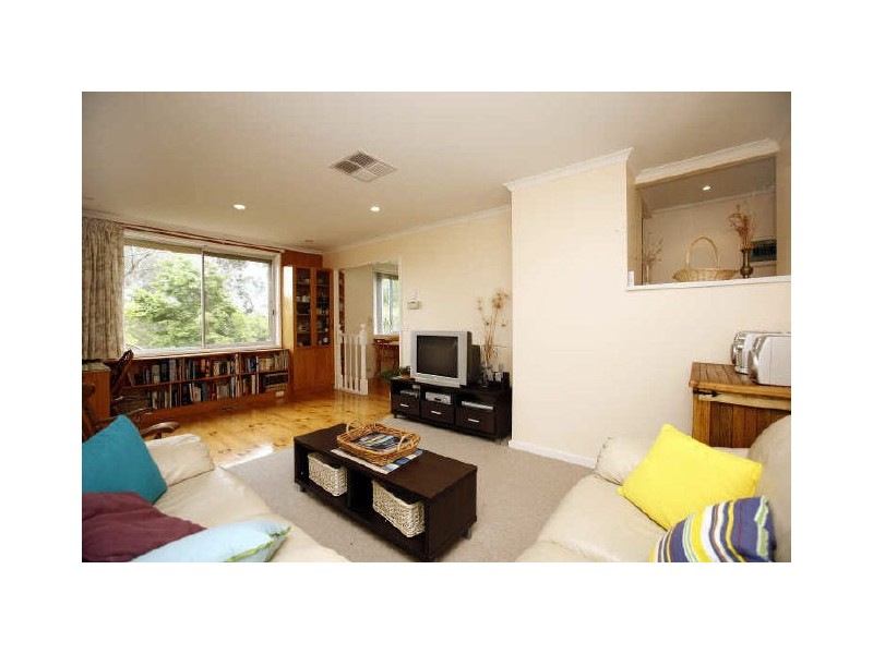 31 Embley Street, Holder ACT 2611