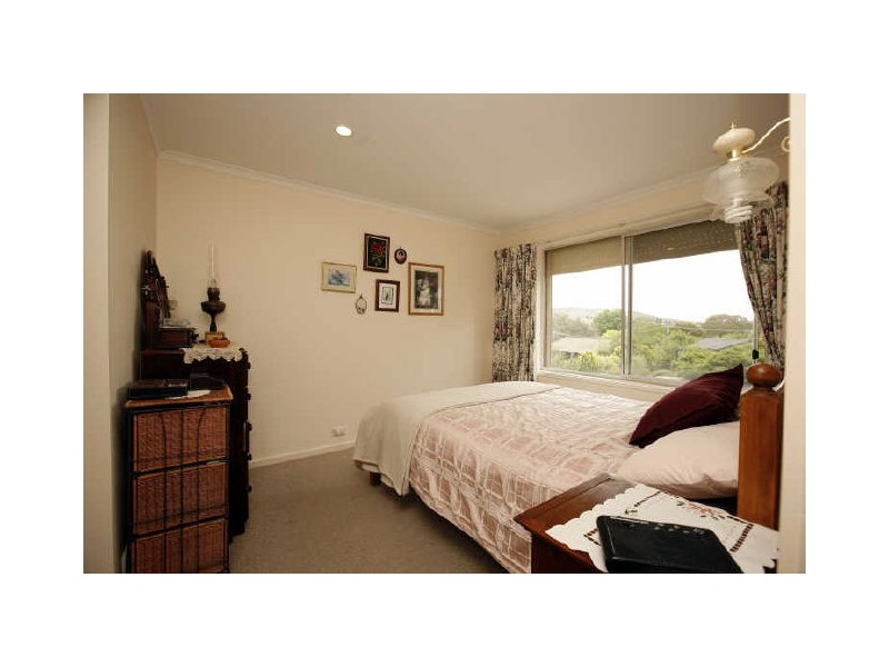31 Embley Street, Holder ACT 2611
