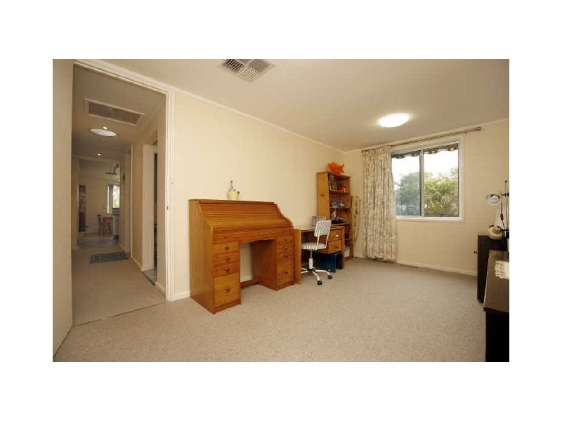 31 Embley Street, Holder ACT 2611
