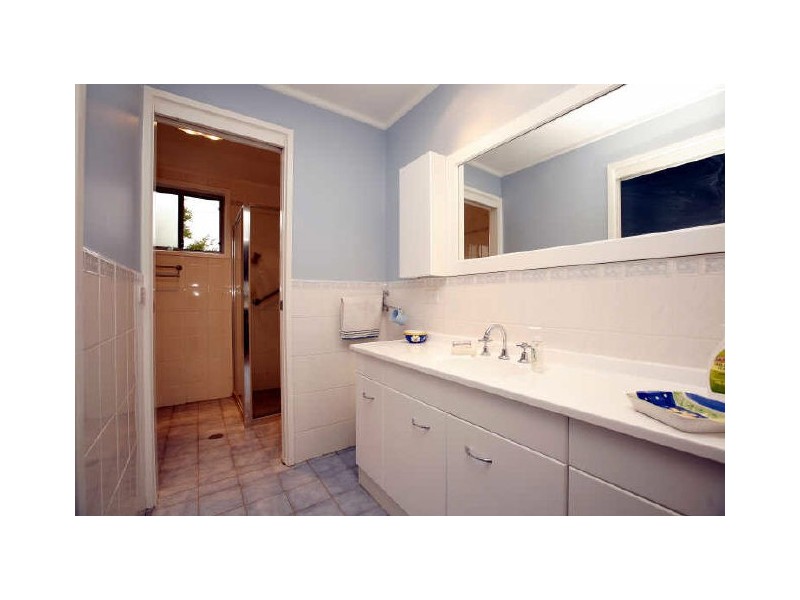 31 Embley Street, Holder ACT 2611