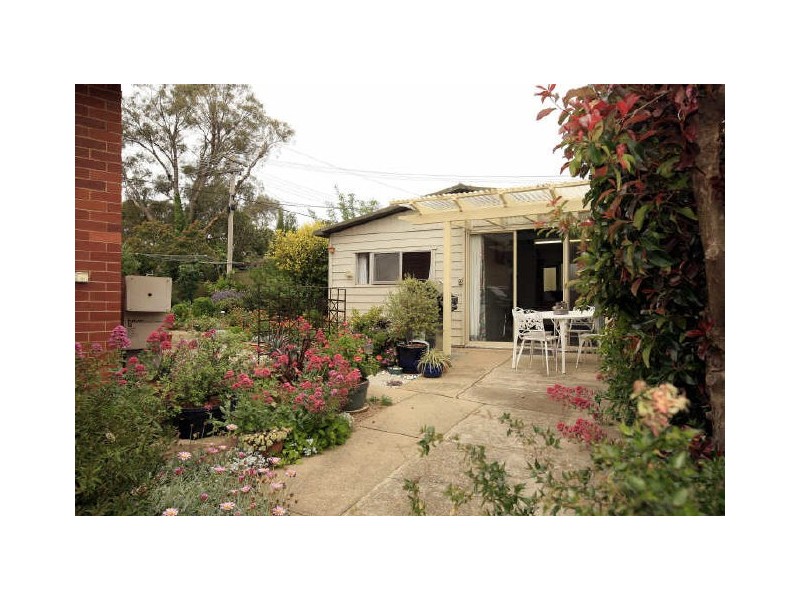 31 Embley Street, Holder ACT 2611
