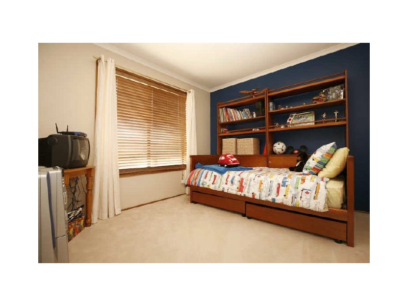 17 Bucknel Circuit, Isabella Plains ACT 2905