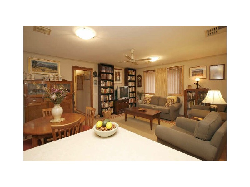 143 Knoke Avenue, Gordon ACT 2906