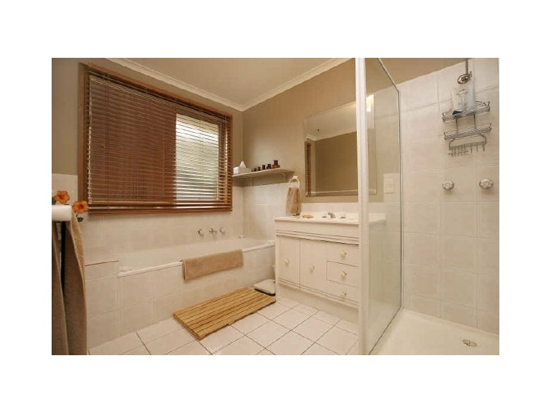 143 Knoke Avenue, Gordon ACT 2906