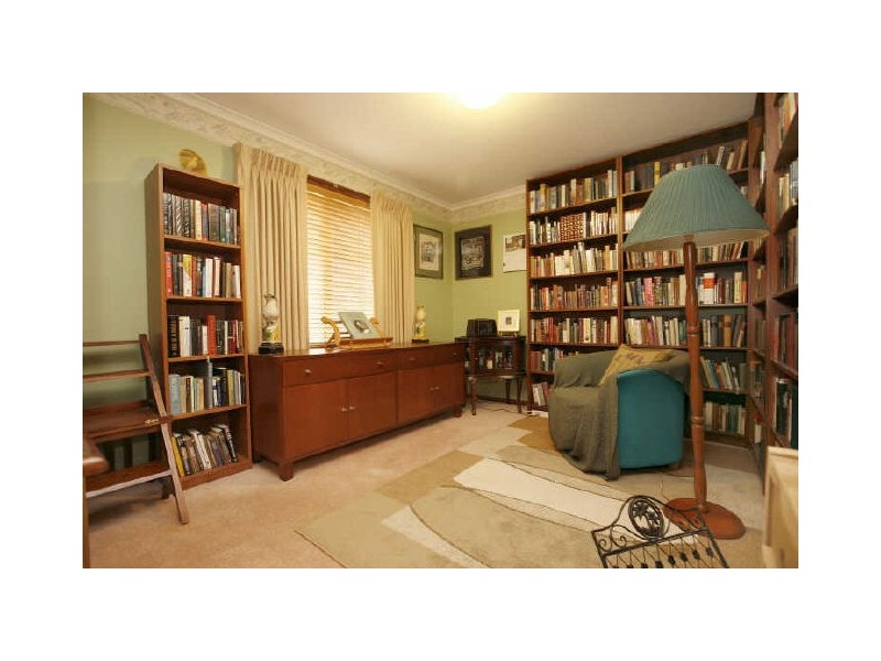 143 Knoke Avenue, Gordon ACT 2906