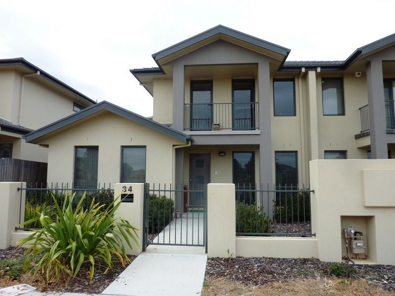 34 Glow Worm Grove, Harrison ACT 2914