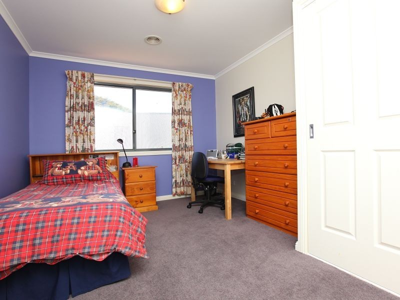 9 Banyule Grove, Conder ACT 2906