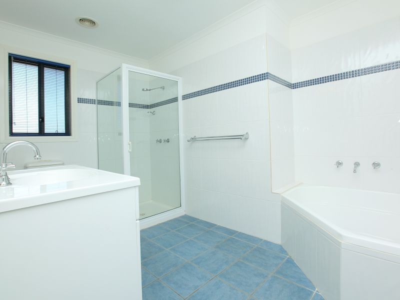 9 Banyule Grove, Conder ACT 2906