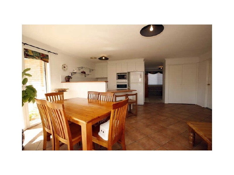 10 Barak Court, Ngunnawal ACT 2913