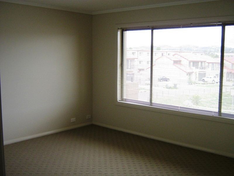 66 Eileen Good Street, Greenway ACT 2900