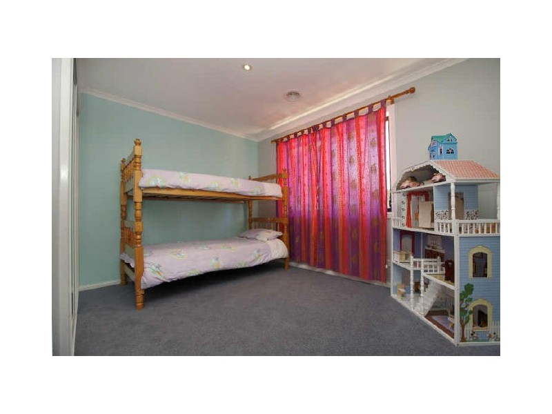 73 Kingsmill Street, Kambah ACT 2902