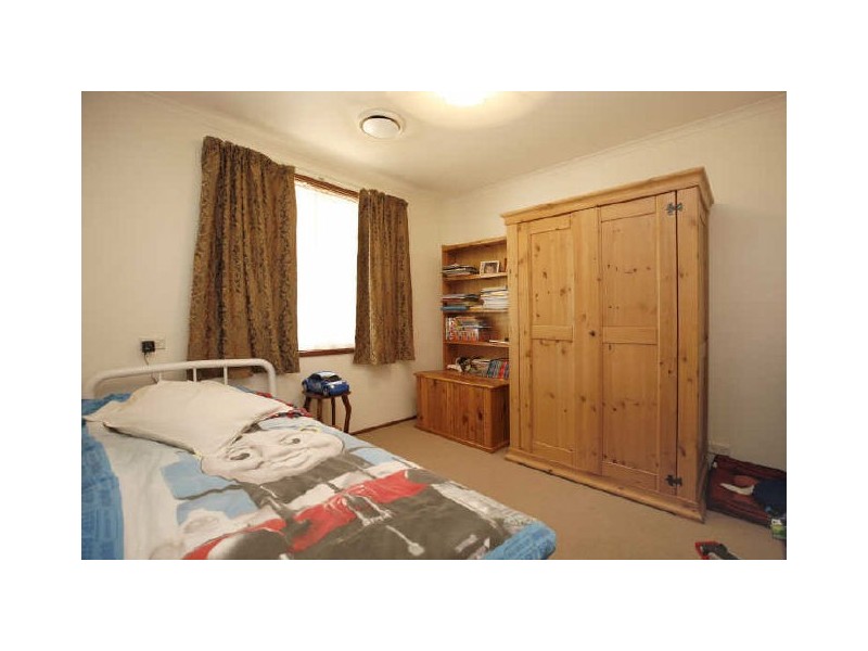 46 Kneeshaw Street, Monash ACT 2904
