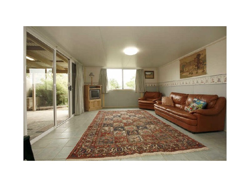 8 Sommers Street, Conder ACT 2906
