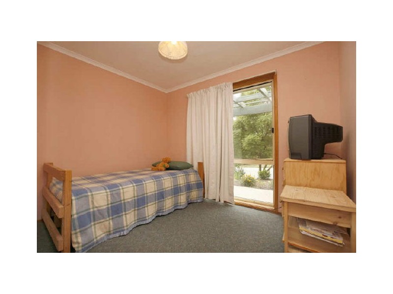 8 Sommers Street, Conder ACT 2906