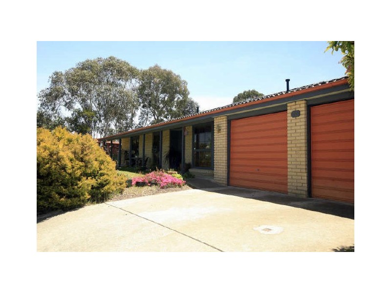 22 Whiteman Street, Wanniassa ACT 2903