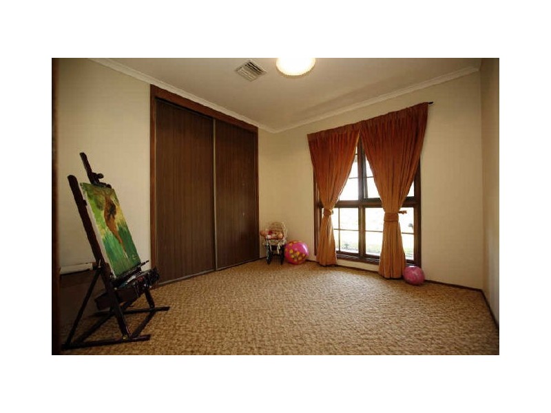 22 Whiteman Street, Wanniassa ACT 2903