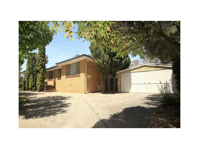 41 Williamson Street, Holder ACT 2611