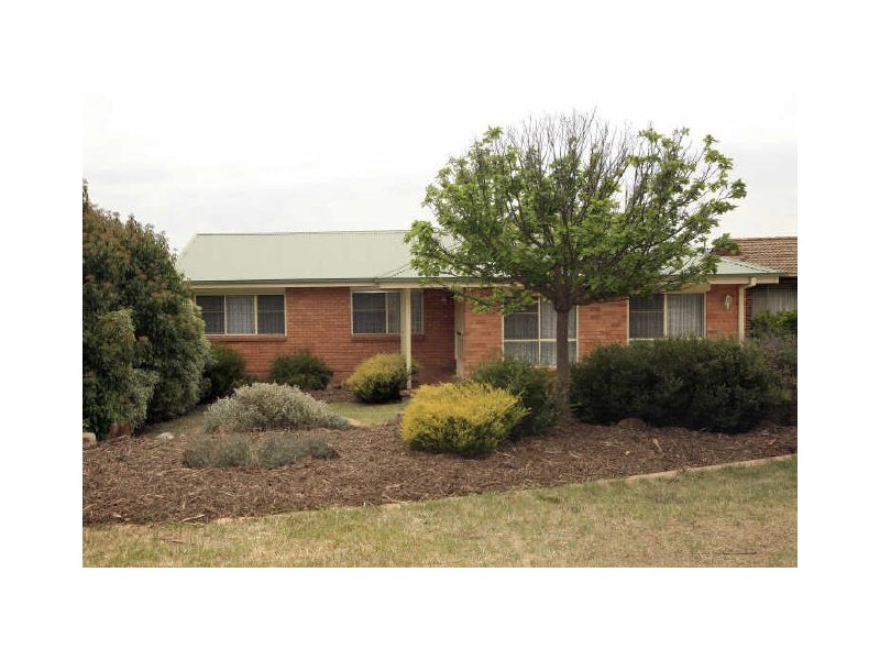 35 Brereton Street, Queanbeyan NSW 2620