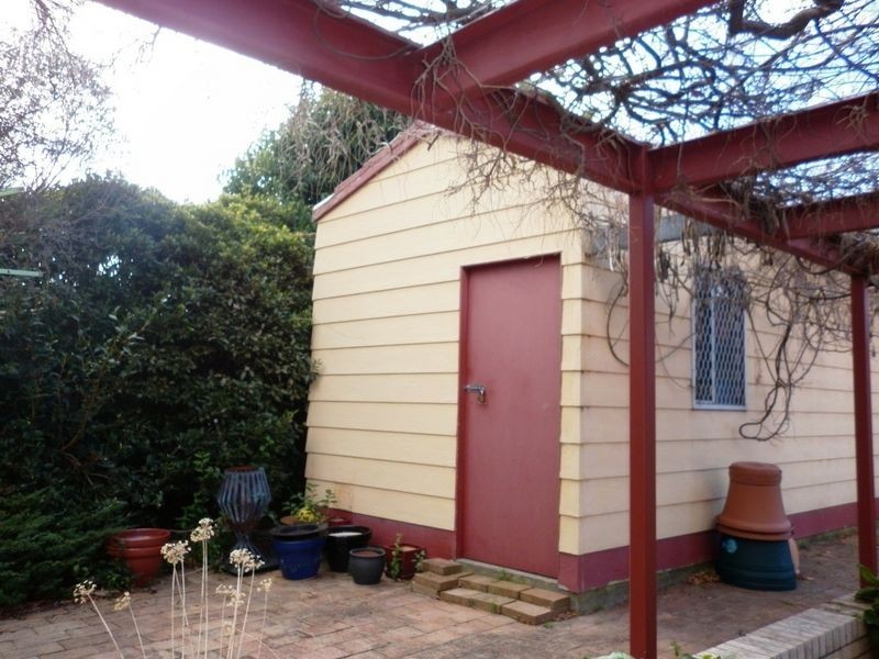 5 Snowball Place, Wanniassa ACT 2903