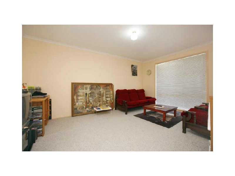 2/61 Derrington Crescent, Bonython ACT 2905