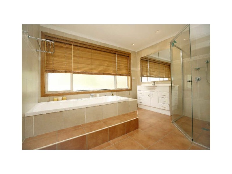 3 Haskett Place, Kambah ACT 2902