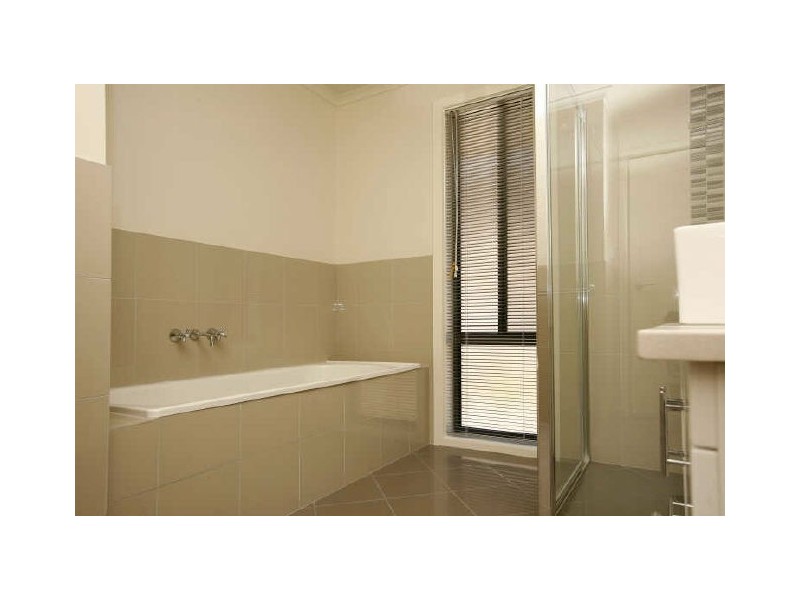 20 Balcombe Street, Jerrabomberra NSW 2619