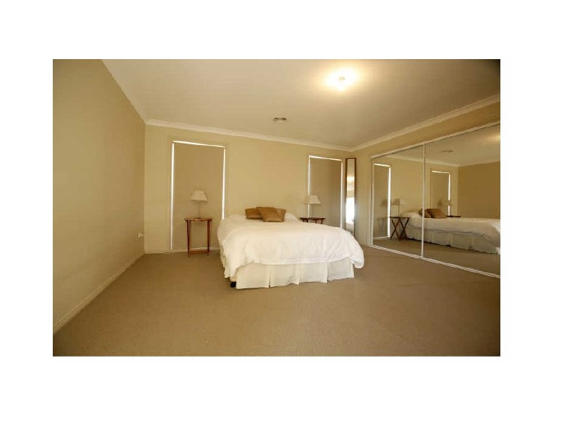 32 Larmer Street, Bungendore NSW 2621