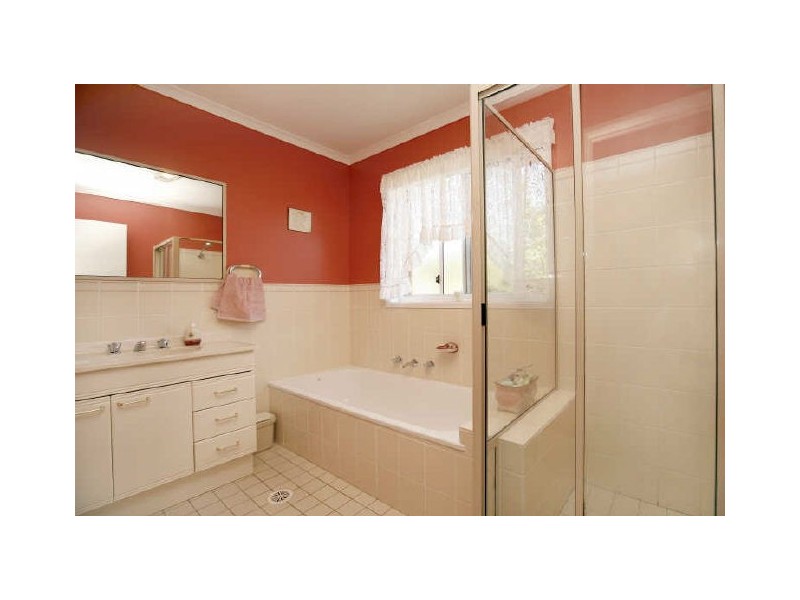 8 Rumsey Place, Banks ACT 2906