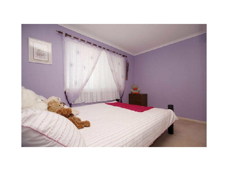 8 Rumsey Place, Banks ACT 2906