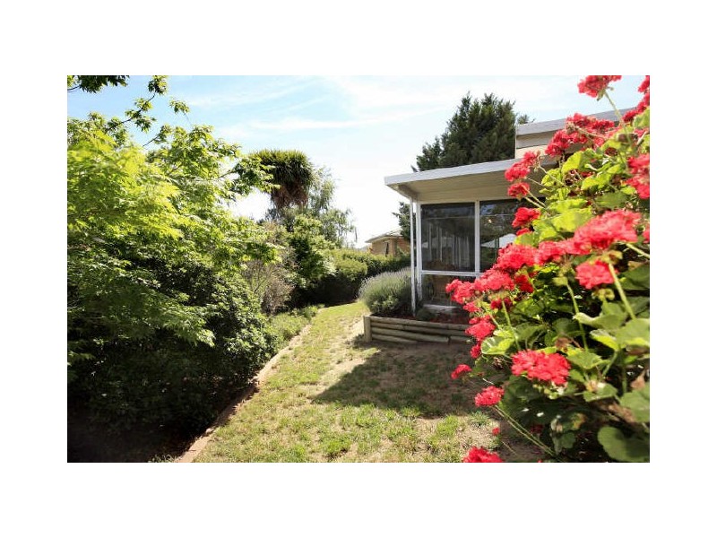 8 Rumsey Place, Banks ACT 2906