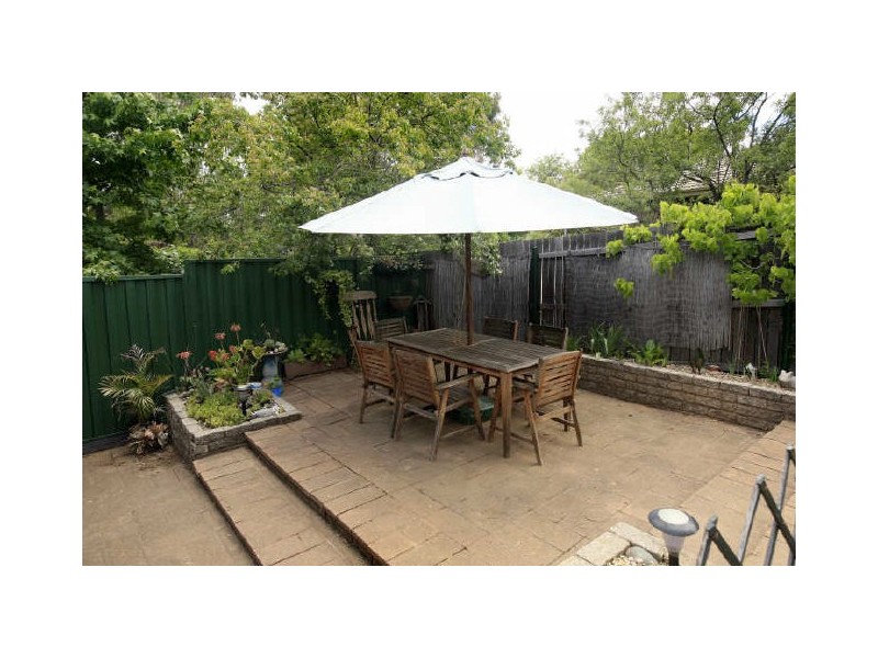 73 Solomon Crescent, Latham ACT 2615