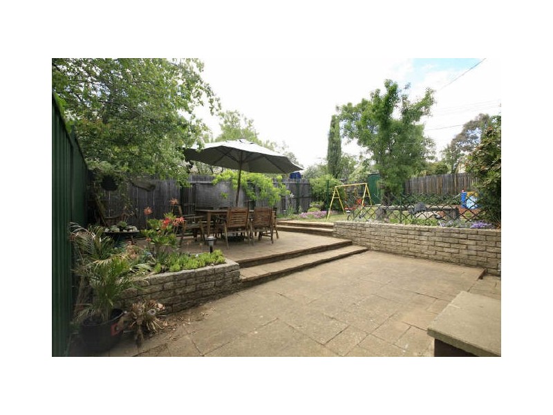 73 Solomon Crescent, Latham ACT 2615