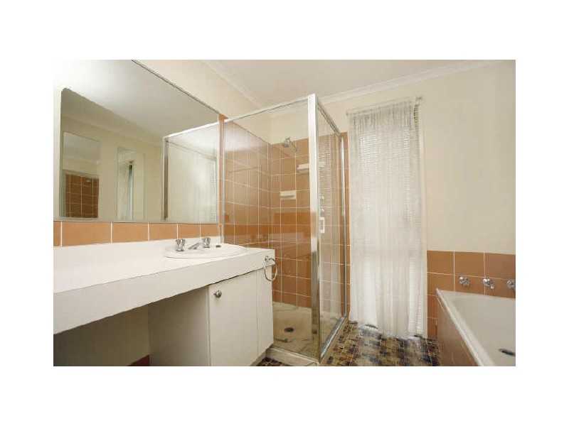 8 Keys Crescent, Wanniassa ACT 2903