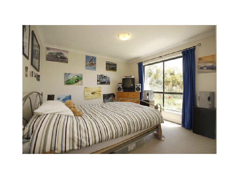 7 Evan Place, Jerrabomberra NSW 2619