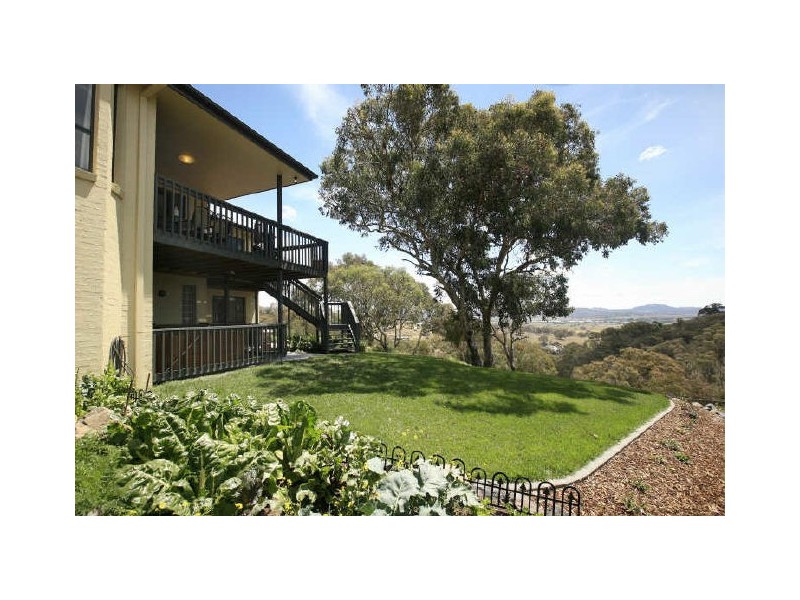 7 Evan Place, Jerrabomberra NSW 2619