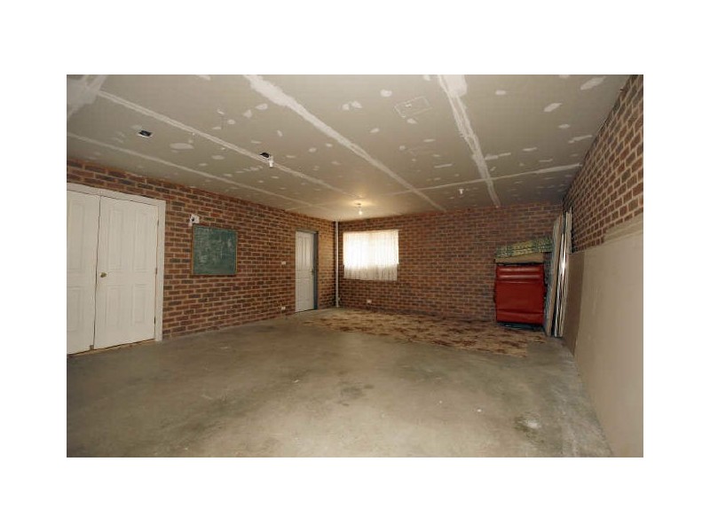 10 Myles Connell Crescent, Gordon ACT 2906