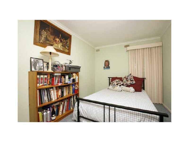 13 Jarrah Street, Queanbeyan NSW 2620