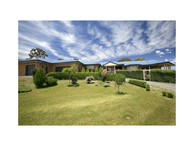 88 Royalla Drive, Royalla NSW 2620