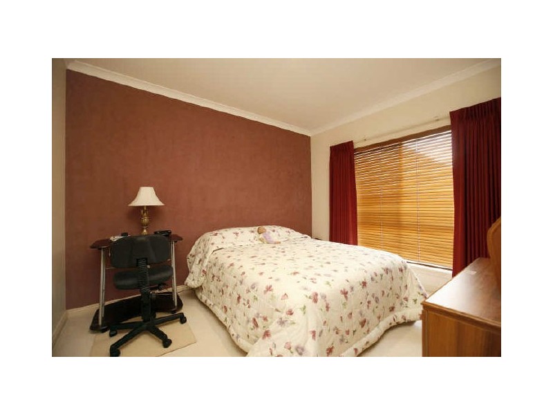 88 Royalla Drive, Royalla NSW 2620