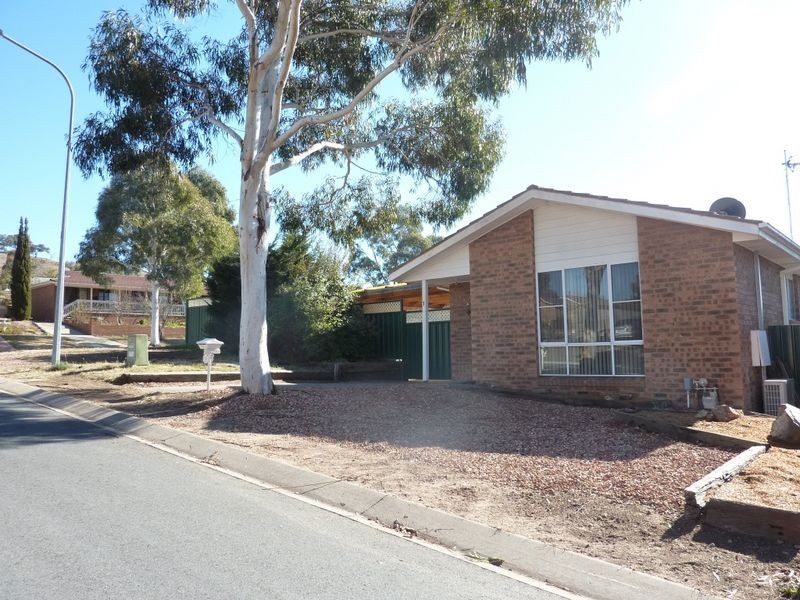 1 Revell Close, Gordon ACT 2906