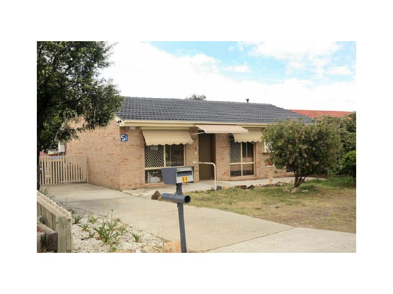 51 Brittlebank Circuit, Banks ACT 2906