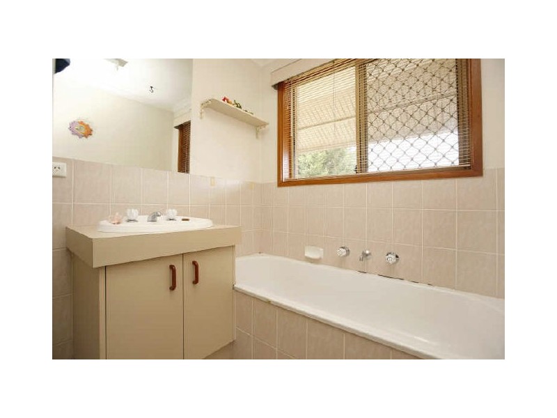 51 Brittlebank Circuit, Banks ACT 2906