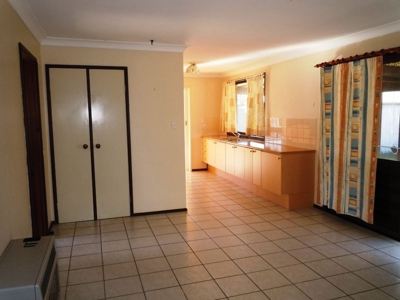 4 Ahern Place, Monash ACT 2904